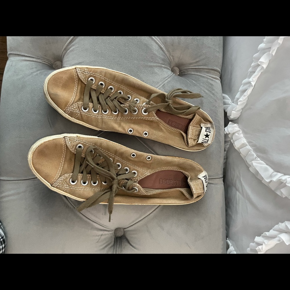 Men’s converse